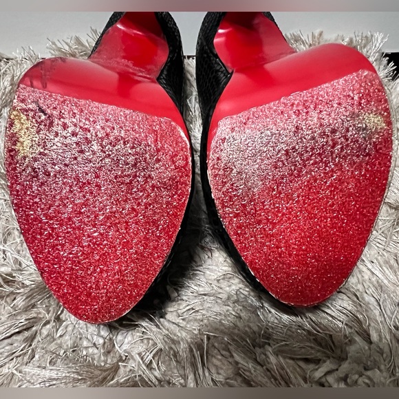 Christian Louboutin Black Snakeskin Textured Peep-Toe Platform Heels - Picture 8 of 8